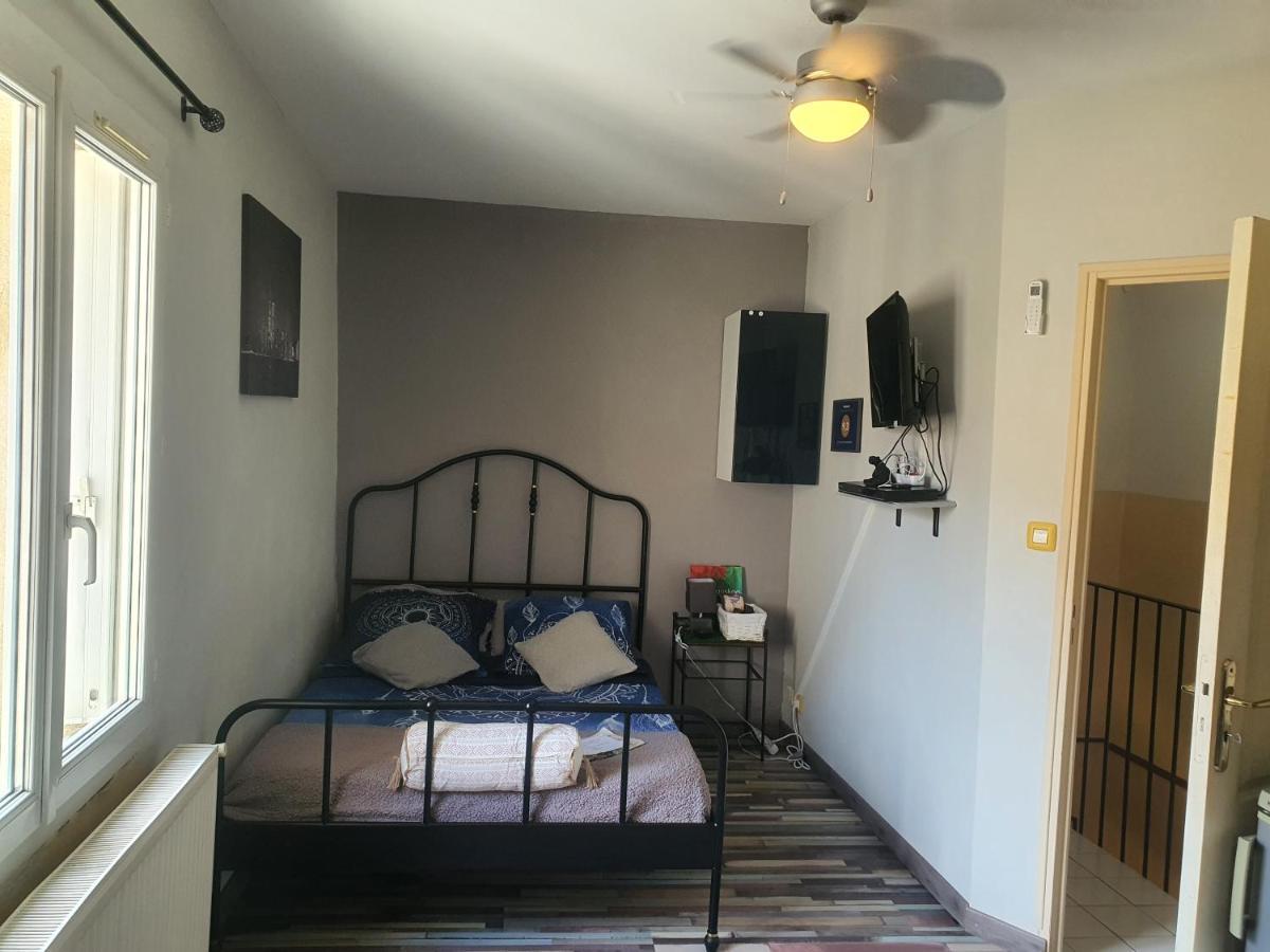 City House Appartements Entraigues-sur-la-Sorgue Eksteriør bilde
