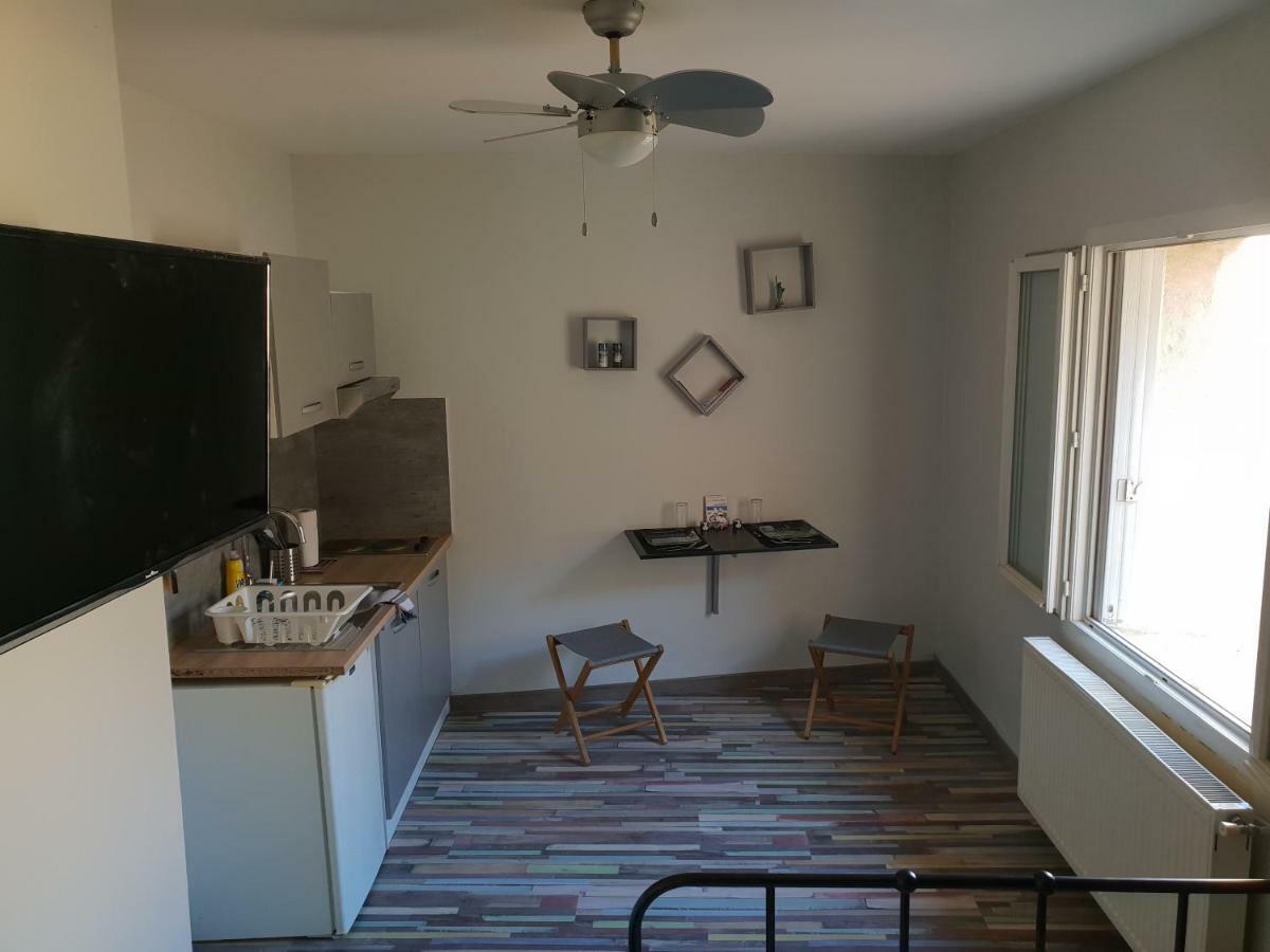 City House Appartements Entraigues-sur-la-Sorgue Eksteriør bilde